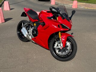 2023 Ducati Supersport, красный, 1500000 рублей, вид 1