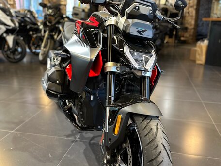 2026 BMW R 1300 R, чёрный, 2650000 рублей, вид 4