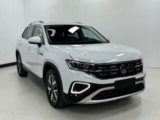 2023 Volkswagen Tayron I Рестайлинг, белый, 2280000 рублей, вид 3