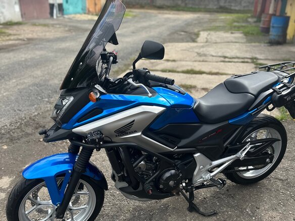 2017 Honda NC 750X, синий, 750000 рублей - вид 2