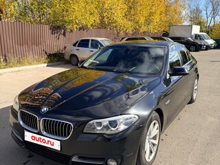2013 BMW 5 серии 520i VI (F10/F11/F07) Рестайлинг, чёрный, 1650000 рублей, вид 3