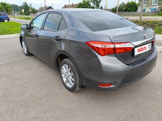 2014 Toyota Corolla XI (E160, E170, E180), серый, 1200000 рублей, вид 5