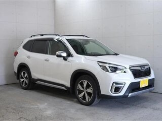 2021 Subaru Forester MHEV V, белый, 1999017 рублей, вид 1