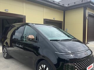 2023 Hyundai Staria I, чёрный, 5550000 рублей, вид 3