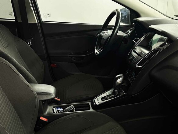 2017 Ford Focus III Рестайлинг, серый, 1130000 рублей - вид 11