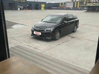 2013 Toyota Corolla Fielder XI (E160, E170, E180), чёрный, 1400000 рублей, вид 2