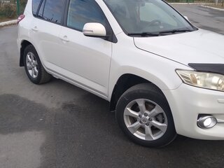 2011 Toyota RAV4 III (XA30) Рестайлинг, белый, 1150000 рублей, вид 4