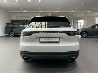 2019 Porsche Cayenne III, белый, 4947000 рублей, вид 5