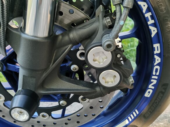 2016 Yamaha MT-09 (FZ-09), серый, 710000 рублей - вид 9