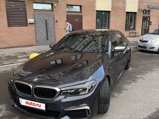 2020 BMW 5 серии M550d xDrive VII (G30/G31/G38), серый, 7000000 рублей, вид 1