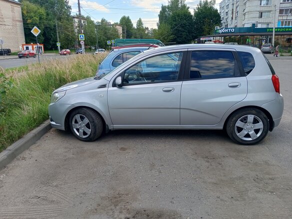 2011 Chevrolet Aveo I Рестайлинг, серебристый - вид 9