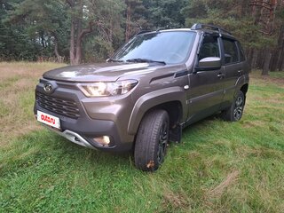 2024 Lada (ВАЗ) Niva Travel I, коричневый, 1550000 рублей, вид 1