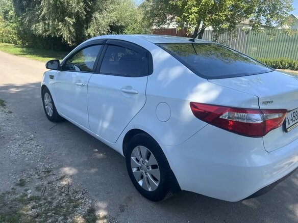 2012 Kia Rio 4-speed III, белый - вид 2