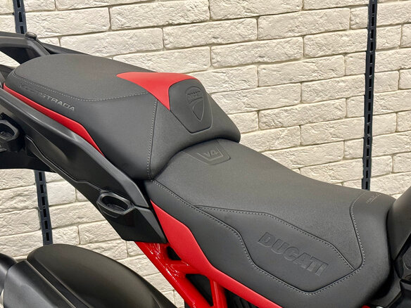 2026 Ducati Multistrada V4, чёрный, 3520000 рублей - вид 6