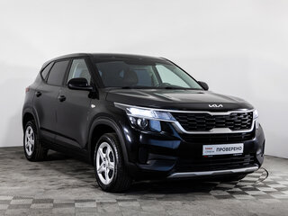 2022 Kia Seltos I, чёрный, 1849000 рублей, вид 3