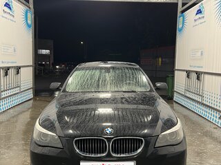 2004 BMW 5 серии 530i V (E60/E61), чёрный, 999999 рублей, вид 4
