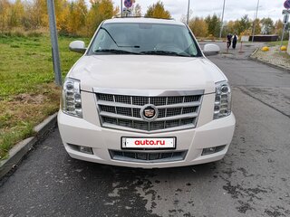 2011 Cadillac Escalade III, белый, 1790000 рублей, вид 4