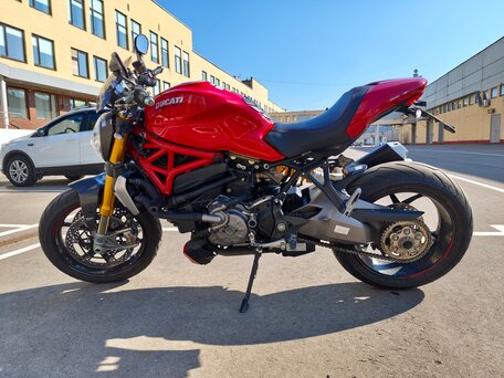 2019 Ducati Monster 1200, красный, 1290000 рублей, вид 3