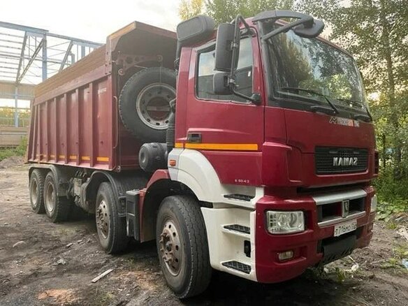 2021 КамАЗ 65801, красный, 3300000 рублей - вид 1