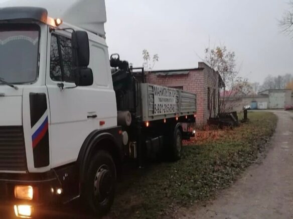 2008 МАЗ 5550, белый, 1430000 рублей - вид 1