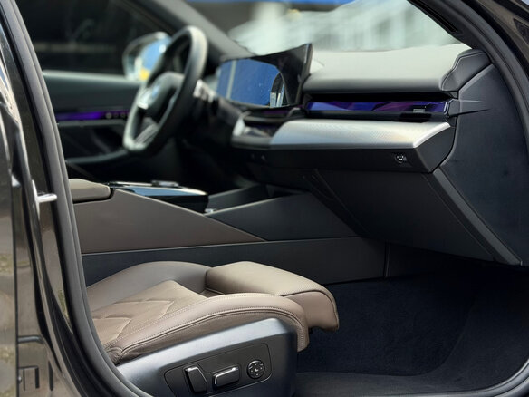 2024 BMW 5 серии 523d VIII (G60/G61/G68), серый - вид 15