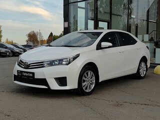 2014 Toyota Corolla XI (E160, E170, E180), белый, 1299000 рублей, вид 1