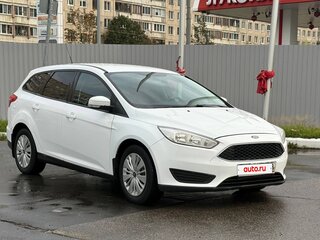 2016 Ford Focus III Рестайлинг, белый, 740000 рублей, вид 3