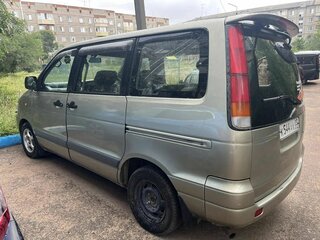 1999 Toyota Town Ace Noah III, зелёный, 553000 рублей, вид 3
