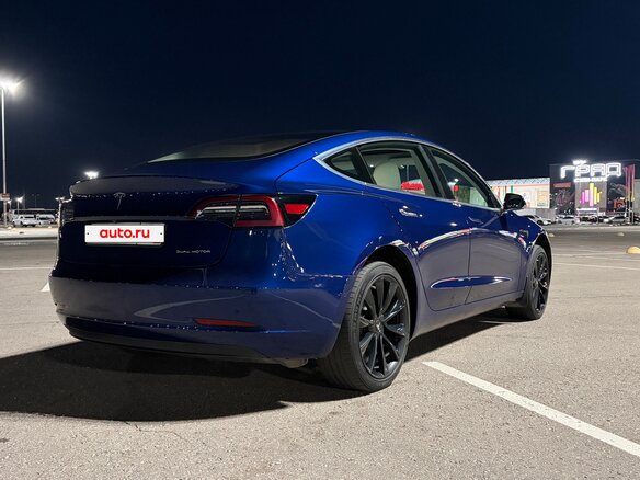 2019 Tesla Model 3 Long Range I, синий, 3599999 рублей - вид 2