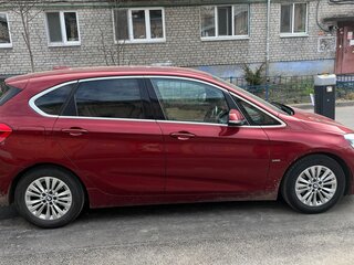 2015 BMW 2 серии Active Tourer 218i F45, красный, 1600000 рублей, вид 3