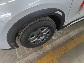 2026 BYD Yuan Up 32 kWh, белый, 1500000 рублей, вид 4