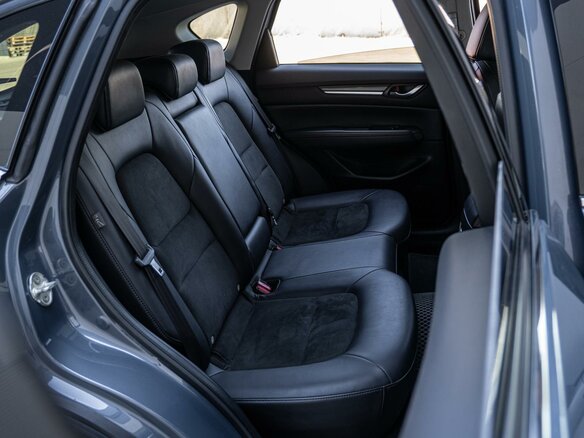 2020 Mazda CX-5 II, серый, 3150000 рублей - вид 6