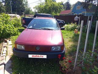 1992 Volkswagen Passat B3, красный, 300000 рублей, вид 1
