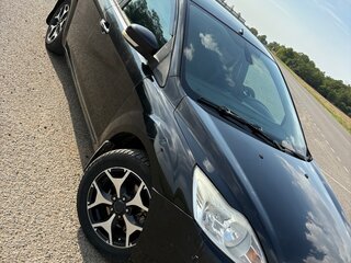 2009 Ford Focus II Рестайлинг, чёрный, 500000 рублей, вид 2
