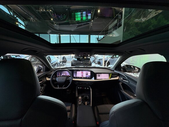 2026 Audi Q5 L III (GU), чёрный, 6395000 рублей - вид 24