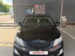 2014 Kia Rio 5-speed III, чёрный, 1050000 рублей, вид 5