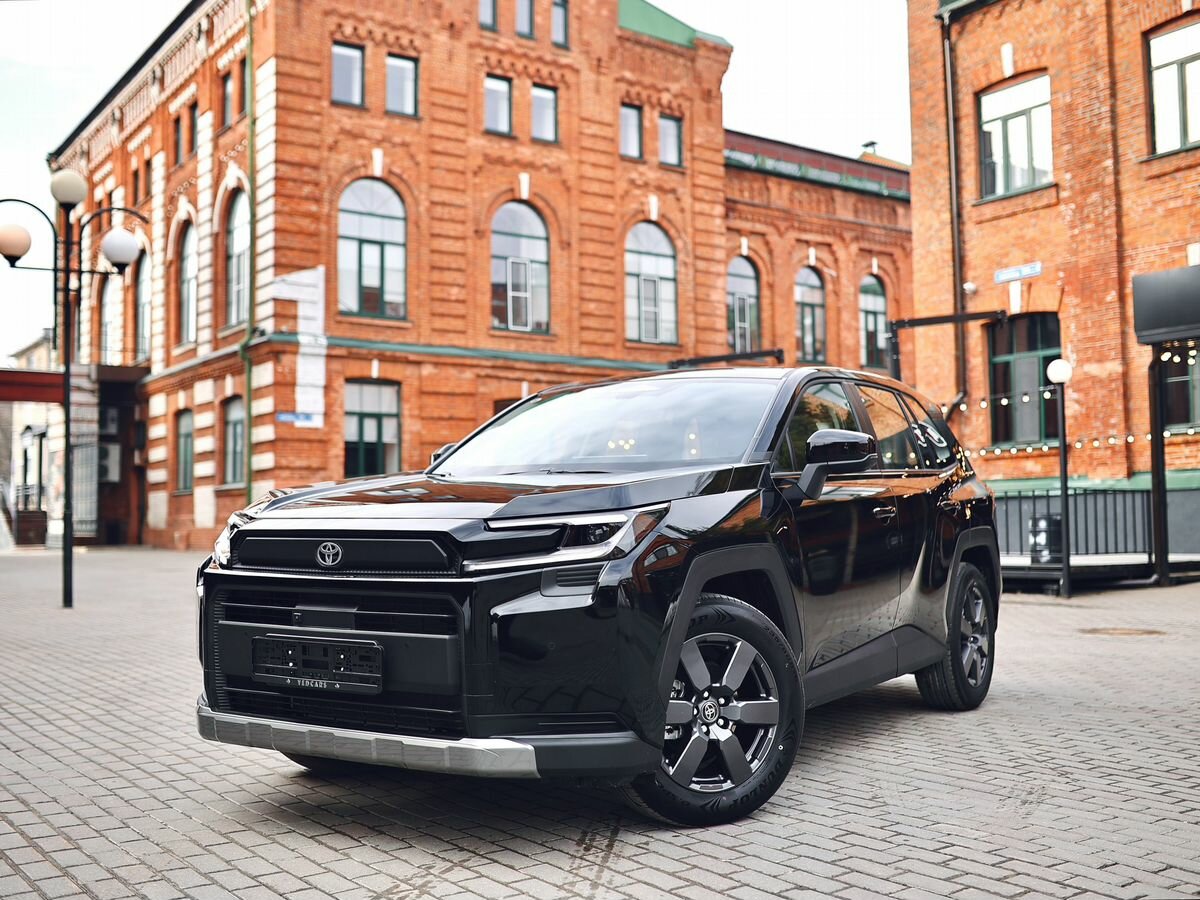 Открыть фотографии: Toyota RAV4 VI (XA60)
