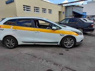 2013 Kia Ceed II, белый, 440000 рублей, вид 2