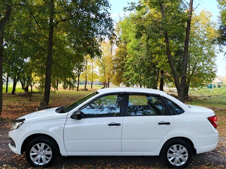 2019 Lada (ВАЗ) Granta I Рестайлинг, белый, 540000 рублей, вид 4
