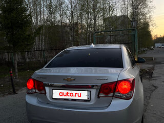 2011 Chevrolet Cruze I, серебристый, 480000 рублей, вид 5