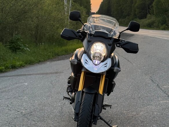 2014 Suzuki V-Strom 1000, белый, 750000 рублей - вид 6