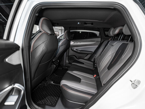 2026 Geely Cityray, белый, 3094990 рублей - вид 9