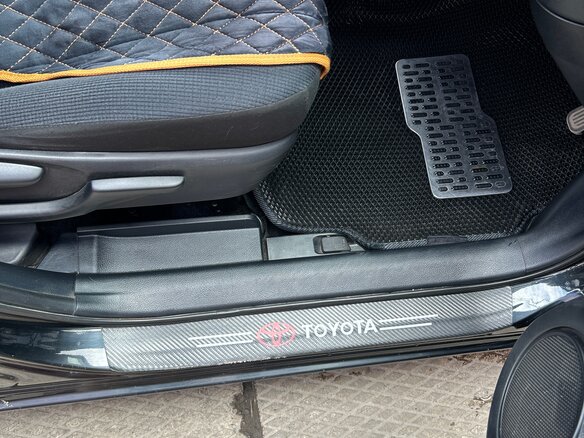 2017 Toyota Sienta II, чёрный, 1300000 рублей - вид 13