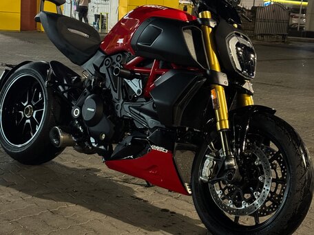 2020 Ducati Diavel 1260 S, красный, 1800000 рублей, вид 1