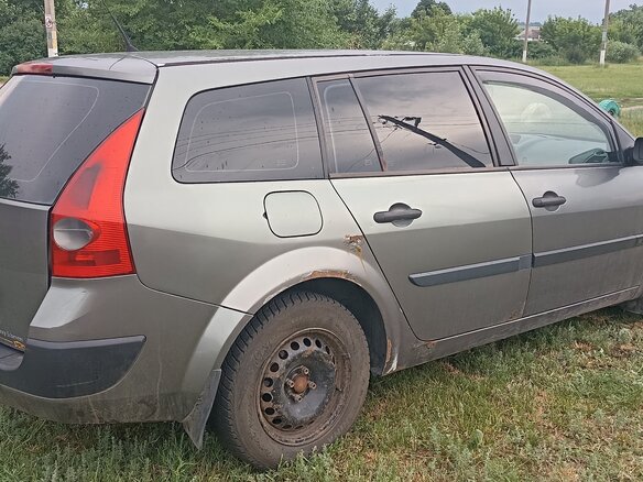 2004 Renault Megane II, серый, 275000 рублей - вид 3