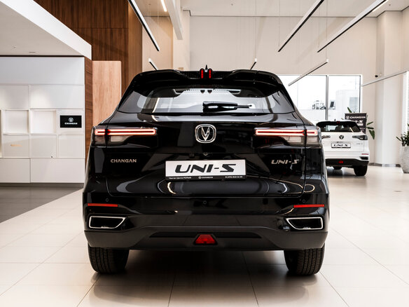 2026 Changan UNI-S I, чёрный, 3229900 рублей - вид 5