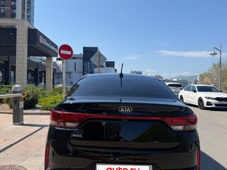 2021 Kia Rio IV Рестайлинг, чёрный, 1680000 рублей, вид 5