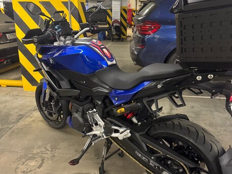 2024 BMW F 900 XR, синий, 1200000 рублей, вид 4