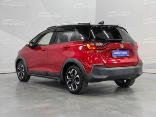 2021 Honda Fit IV, красный, 1800000 рублей, вид 3