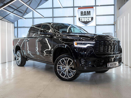 2026 Ram 1500 Crew Cab V Рестайлинг, чёрный, 10490000 рублей, вид 1
